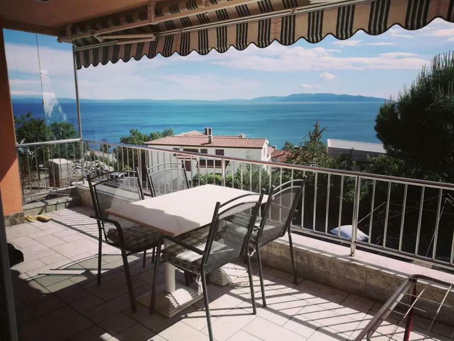Apartments In Villa Azra Rijeka Exterior photo
